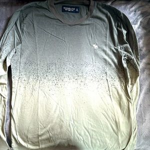 Long sleeve green ombré Abercrombie T-Shirt